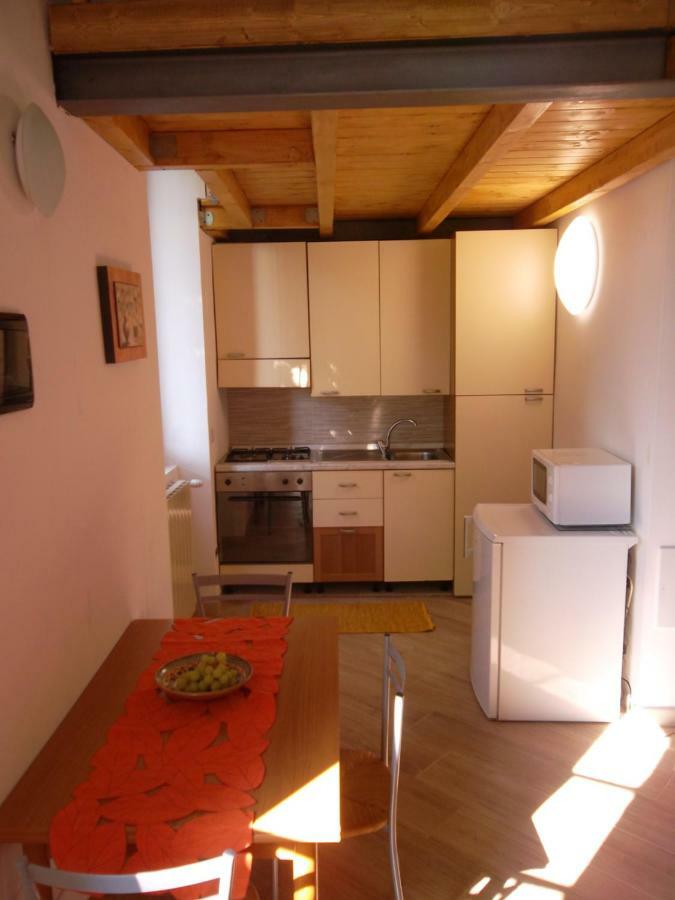 Vesna Loft In Luino Apartment Екстериор снимка